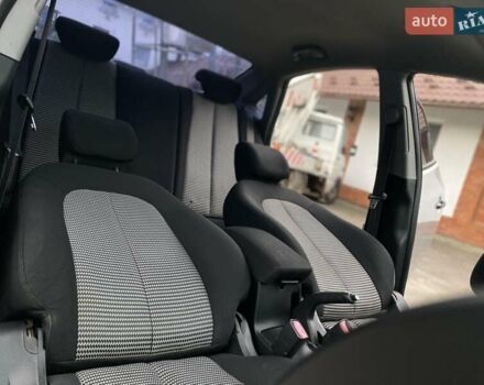 Сірий Хендай Елантра, об'ємом двигуна 1.59 л та пробігом 182 тис. км за 5300 $, фото 26 на Automoto.ua