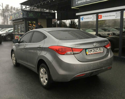 Серый Хендай Элантра, объемом двигателя 1.59 л и пробегом 234 тыс. км за 8300 $, фото 2 на Automoto.ua