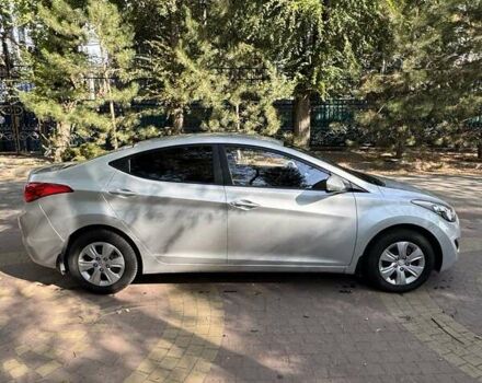 Сірий Хендай Елантра, об'ємом двигуна 1.59 л та пробігом 103 тис. км за 7999 $, фото 6 на Automoto.ua
