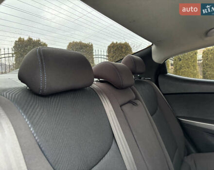 Серый Хендай Элантра, объемом двигателя 1.59 л и пробегом 231 тыс. км за 8700 $, фото 43 на Automoto.ua