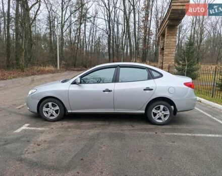 Серый Хендай Элантра, объемом двигателя 1.59 л и пробегом 213 тыс. км за 5800 $, фото 2 на Automoto.ua