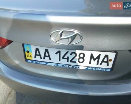 Серый Хендай Элантра, объемом двигателя 1.82 л и пробегом 143 тыс. км за 9638 $, фото 2 на Automoto.ua