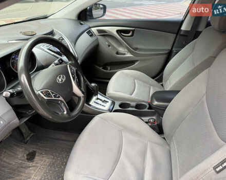 Хендай Элантра 2011 в Киеве на Automoto.ua Серый Хендай Элантра, объемом двигателя 1.8 л и пробегом 230 тыс. км за 7300 $, фото 5 на Automoto.ua