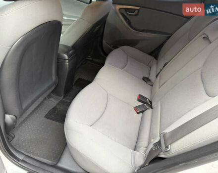 Хендай Элантра 2011 в Киеве на Automoto.ua Серый Хендай Элантра, объемом двигателя 1.8 л и пробегом 230 тыс. км за 7300 $, фото 4 на Automoto.ua