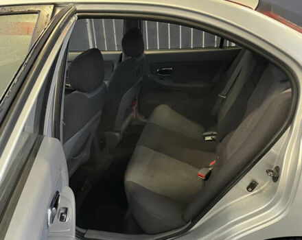 Сірий Хендай Елантра, об'ємом двигуна 1.6 л та пробігом 220 тис. км за 4550 $, фото 26 на Automoto.ua