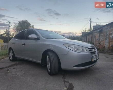 Сірий Хендай Елантра, об'ємом двигуна 1.59 л та пробігом 182 тис. км за 5300 $, фото 2 на Automoto.ua