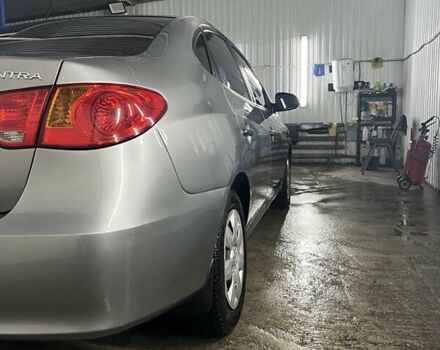 Серый Хендай Элантра, объемом двигателя 1.98 л и пробегом 185 тыс. км за 6100 $, фото 5 на Automoto.ua