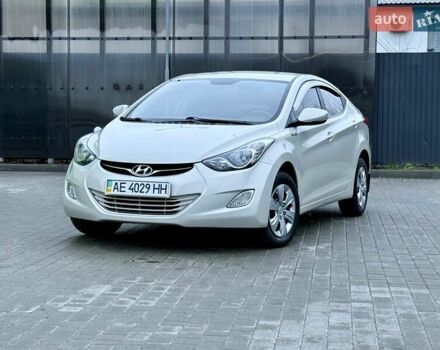 Серый Хендай Элантра, объемом двигателя 1.59 л и пробегом 138 тыс. км за 8800 $, фото 1 на Automoto.ua