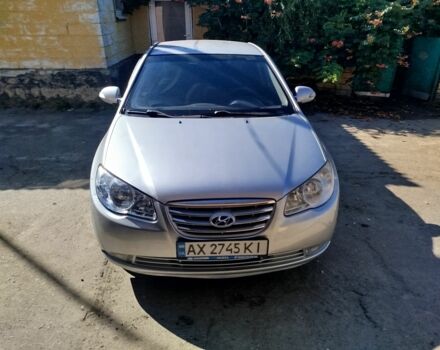 Сірий Хендай Елантра, об'ємом двигуна 1.6 л та пробігом 200 тис. км за 5400 $, фото 4 на Automoto.ua