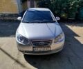 Сірий Хендай Елантра, об'ємом двигуна 1.6 л та пробігом 200 тис. км за 5400 $, фото 4 на Automoto.ua