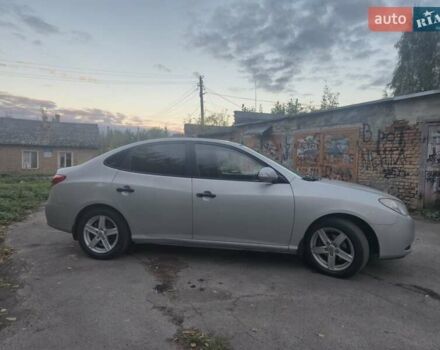 Серый Хендай Элантра, объемом двигателя 1.6 л и пробегом 184 тыс. км за 5400 $, фото 3 на Automoto.ua