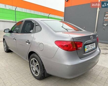 Серый Хендай Элантра, объемом двигателя 1.6 л и пробегом 242 тыс. км за 6400 $, фото 2 на Automoto.ua