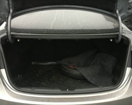 Серый Хендай Элантра, объемом двигателя 1.6 л и пробегом 234 тыс. км за 8300 $, фото 7 на Automoto.ua