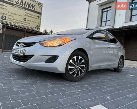 Сірий Хендай Елантра, об'ємом двигуна 1.59 л та пробігом 231 тис. км за 8700 $, фото 20 на Automoto.ua