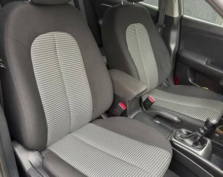 Серый Хендай Элантра, объемом двигателя 1.6 л и пробегом 242 тыс. км за 6400 $, фото 11 на Automoto.ua