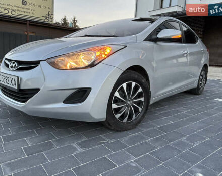 Сірий Хендай Елантра, об'ємом двигуна 1.59 л та пробігом 231 тис. км за 8700 $, фото 26 на Automoto.ua