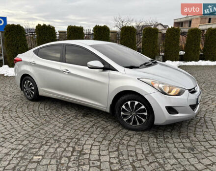 Сірий Хендай Елантра, об'ємом двигуна 1.59 л та пробігом 231 тис. км за 8790 $, фото 23 на Automoto.ua