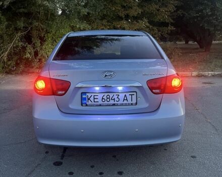 Серый Хендай Элантра, объемом двигателя 1.6 л и пробегом 144 тыс. км за 6000 $, фото 4 на Automoto.ua