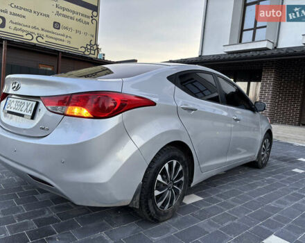 Сірий Хендай Елантра, об'ємом двигуна 1.59 л та пробігом 231 тис. км за 8700 $, фото 7 на Automoto.ua