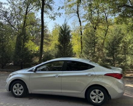 Серый Хендай Элантра, объемом двигателя 1.6 л и пробегом 103 тыс. км за 7900 $, фото 3 на Automoto.ua