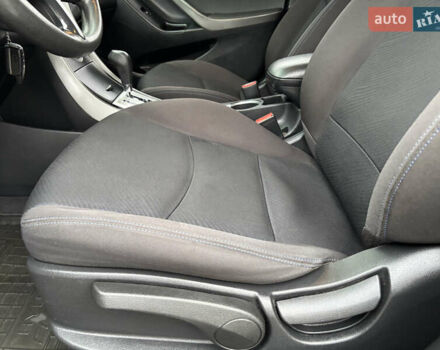 Серый Хендай Элантра, объемом двигателя 1.59 л и пробегом 231 тыс. км за 8790 $, фото 38 на Automoto.ua