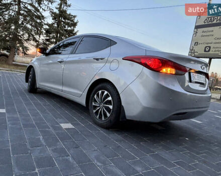 Сірий Хендай Елантра, об'ємом двигуна 1.59 л та пробігом 231 тис. км за 8700 $, фото 24 на Automoto.ua