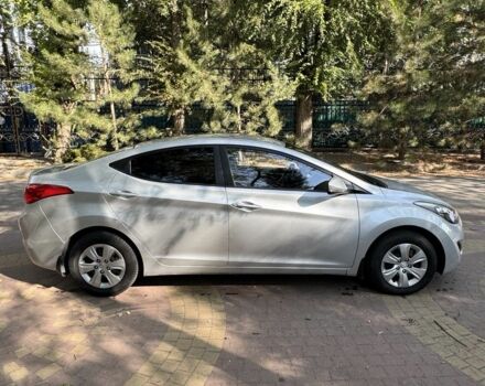 Серый Хендай Элантра, объемом двигателя 1.6 л и пробегом 103 тыс. км за 7900 $, фото 4 на Automoto.ua