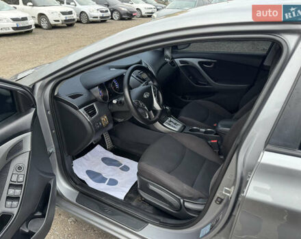 Хендай Элантра 2012 в Полтаве на Automoto.ua Серый Хендай Элантра, объемом двигателя 1.8 л и пробегом 228 тыс. км за 7999 $, фото 13 на Automoto.ua