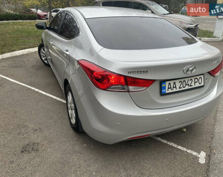 Хендай Элантра 2012 в Киеве на Automoto.ua Серый Хендай Элантра, объемом двигателя 1.6 л и пробегом 175 тыс. км за 9400 $, фото 1 на Automoto.ua
