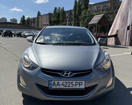 Сірий Хендай Елантра, об'ємом двигуна 1.6 л та пробігом 181 тис. км за 8900 $, фото 3 на Automoto.ua