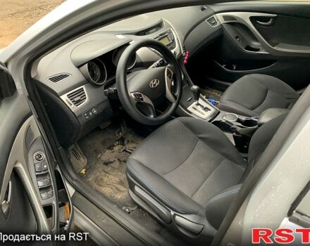Сірий Хендай Елантра, об'ємом двигуна 1.6 л та пробігом 230 тис. км за 8500 $, фото 7 на Automoto.ua