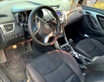 Сірий Хендай Елантра, об'ємом двигуна 1.6 л та пробігом 167 тис. км за 9200 $, фото 8 на Automoto.ua