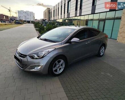 Хендай Элантра 2012 в Киеве на Automoto.ua Серый Хендай Элантра, объемом двигателя 1.8 л и пробегом 115 тыс. км за 9200 $, фото 1 на Automoto.ua