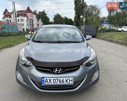 Серый Хендай Элантра, объемом двигателя 1.8 л и пробегом 174 тыс. км за 7999 $, фото 2 на Automoto.ua