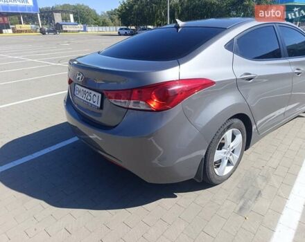 Серый Хендай Элантра, объемом двигателя 1.59 л и пробегом 180 тыс. км за 11000 $, фото 3 на Automoto.ua