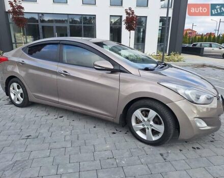 Серый Хендай Элантра, объемом двигателя 1.8 л и пробегом 142 тыс. км за 6700 $, фото 1 на Automoto.ua