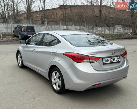 Сірий Хендай Елантра, об'ємом двигуна 1.59 л та пробігом 87 тис. км за 9800 $, фото 10 на Automoto.ua
