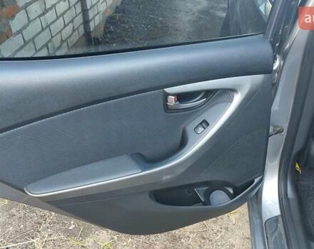 Сірий Хендай Елантра, об'ємом двигуна 1.8 л та пробігом 185 тис. км за 8900 $, фото 14 на Automoto.ua