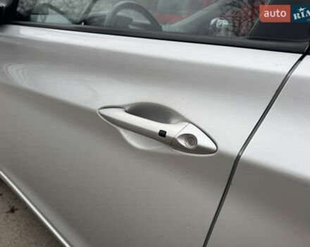 Сірий Хендай Елантра, об'ємом двигуна 1.59 л та пробігом 87 тис. км за 9800 $, фото 13 на Automoto.ua