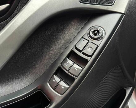 Сірий Хендай Елантра, об'ємом двигуна 0 л та пробігом 232 тис. км за 8290 $, фото 14 на Automoto.ua