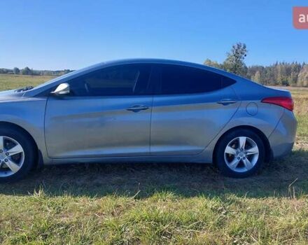 Сірий Хендай Елантра, об'ємом двигуна 1.8 л та пробігом 185 тис. км за 8900 $, фото 1 на Automoto.ua