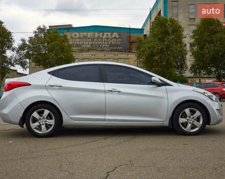 Сірий Хендай Елантра, об'ємом двигуна 1.59 л та пробігом 225 тис. км за 9500 $, фото 3 на Automoto.ua