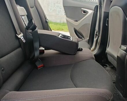 Серый Хендай Элантра, объемом двигателя 1.8 л и пробегом 168 тыс. км за 9300 $, фото 6 на Automoto.ua