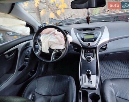 Сірий Хендай Елантра, об'ємом двигуна 1.8 л та пробігом 180 тис. км за 4500 $, фото 1 на Automoto.ua