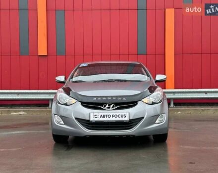 Сірий Хендай Елантра, об'ємом двигуна 1.59 л та пробігом 232 тис. км за 8290 $, фото 2 на Automoto.ua