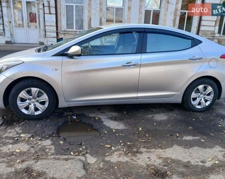 Серый Хендай Элантра, объемом двигателя 1.59 л и пробегом 132 тыс. км за 9300 $, фото 2 на Automoto.ua