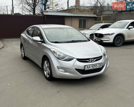 Сірий Хендай Елантра, об'ємом двигуна 1.59 л та пробігом 87 тис. км за 9800 $, фото 2 на Automoto.ua