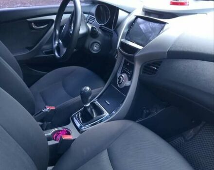 Серый Хендай Элантра, объемом двигателя 1.59 л и пробегом 231 тыс. км за 8000 $, фото 13 на Automoto.ua