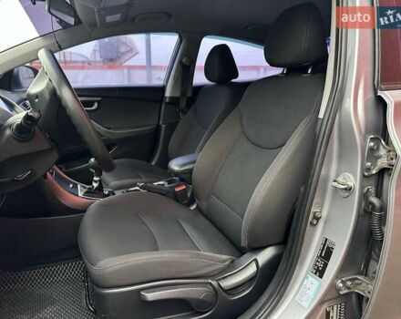 Сірий Хендай Елантра, об'ємом двигуна 1.59 л та пробігом 232 тис. км за 8290 $, фото 8 на Automoto.ua