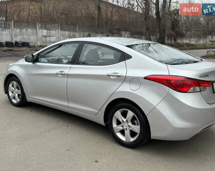 Сірий Хендай Елантра, об'ємом двигуна 1.59 л та пробігом 87 тис. км за 9800 $, фото 11 на Automoto.ua